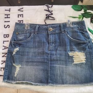 Elle mini skirt frayed denim size 10